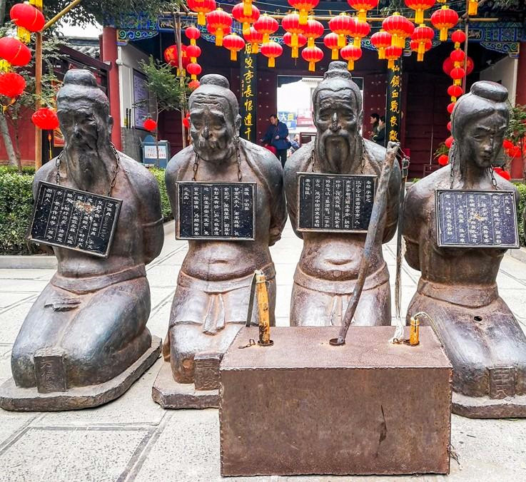 张俊与岳飞同时抗金大将,可他一心依附秦桧,最终协助秦桧陷害岳飞,为