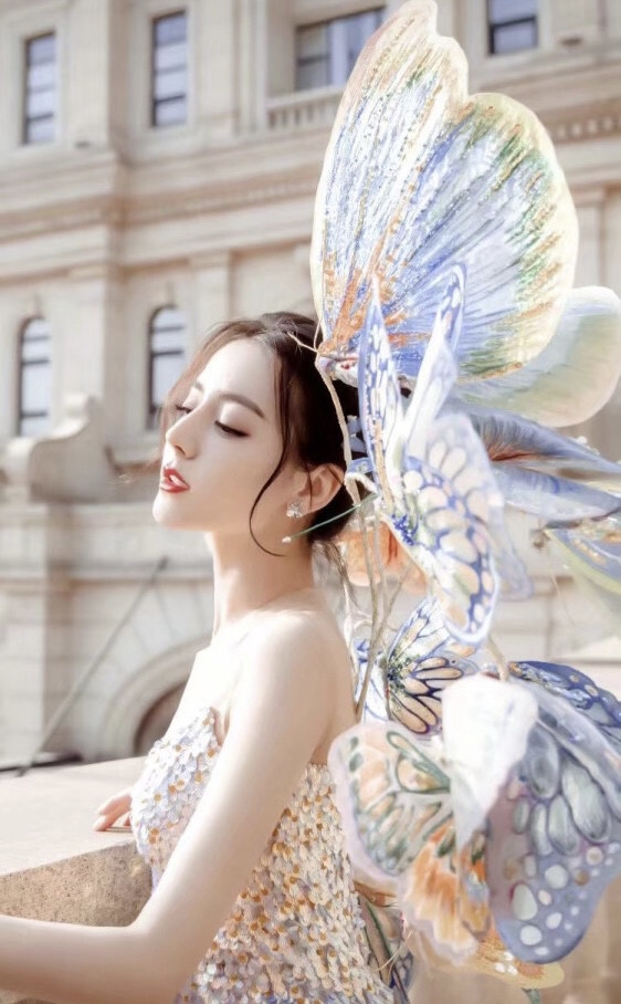 如果单看颜值,给娱乐圈女明星排前十名,你会怎么排?