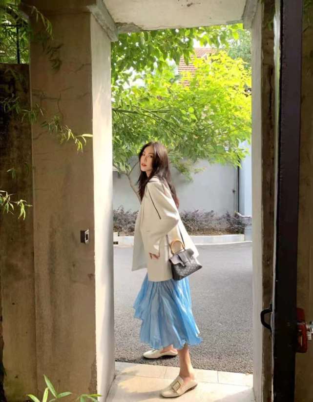 女生春天怎么搭配衣服好看