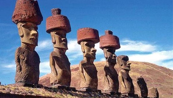 神秘的复活节岛:1000多尊巨石像,真是外星文明的遗迹吗?