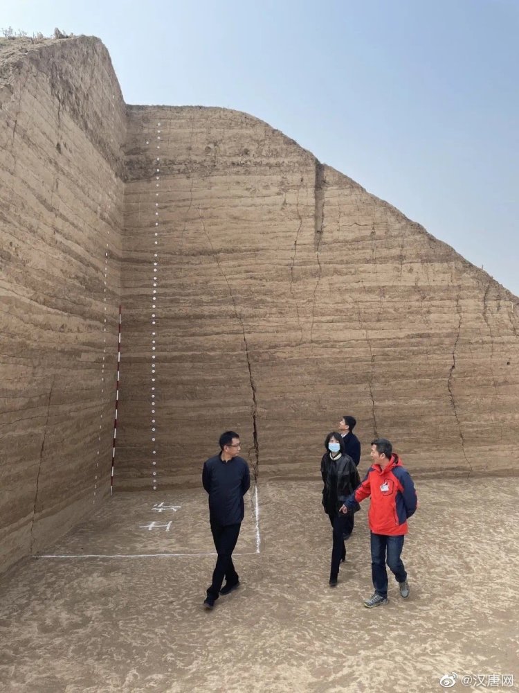 西安咸阳国际机场扩建,发现古墓3500余座