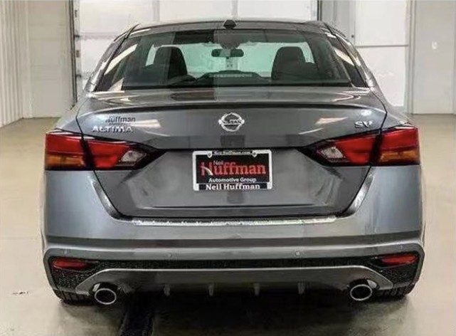 新款日产天籁实车,水泥灰外表涂装,搭2.0t cvt动力,运动,帅气!