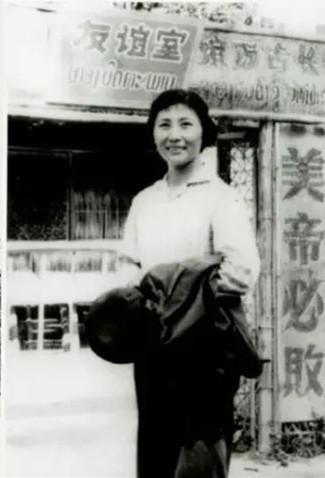 "何兰芬"袁霞:三次穿军装,与婆婆亲如母女,今年87岁了