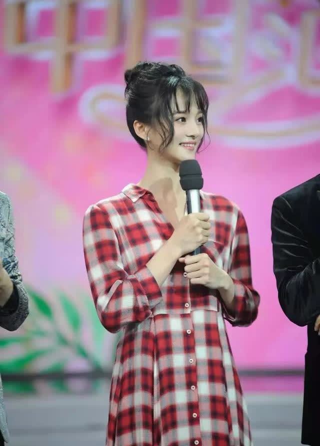 上过3次春晚2021年独自给王琪伴舞骆文博的过往可以公开了