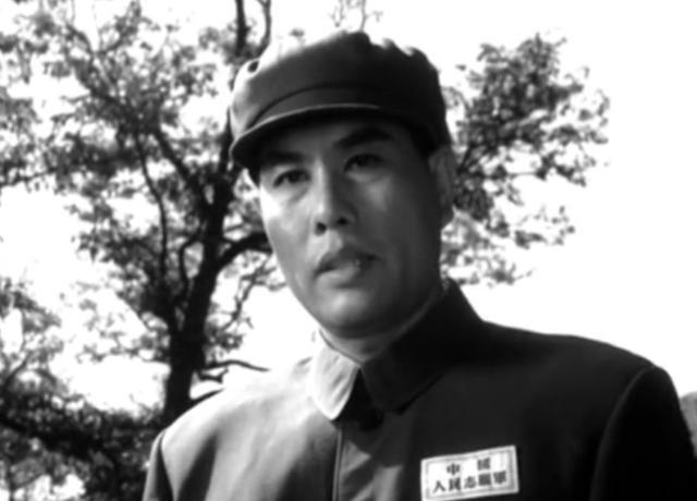 全国解放后,李炎先后在华北军区文工团,抗敌话剧团当演员,演出了
