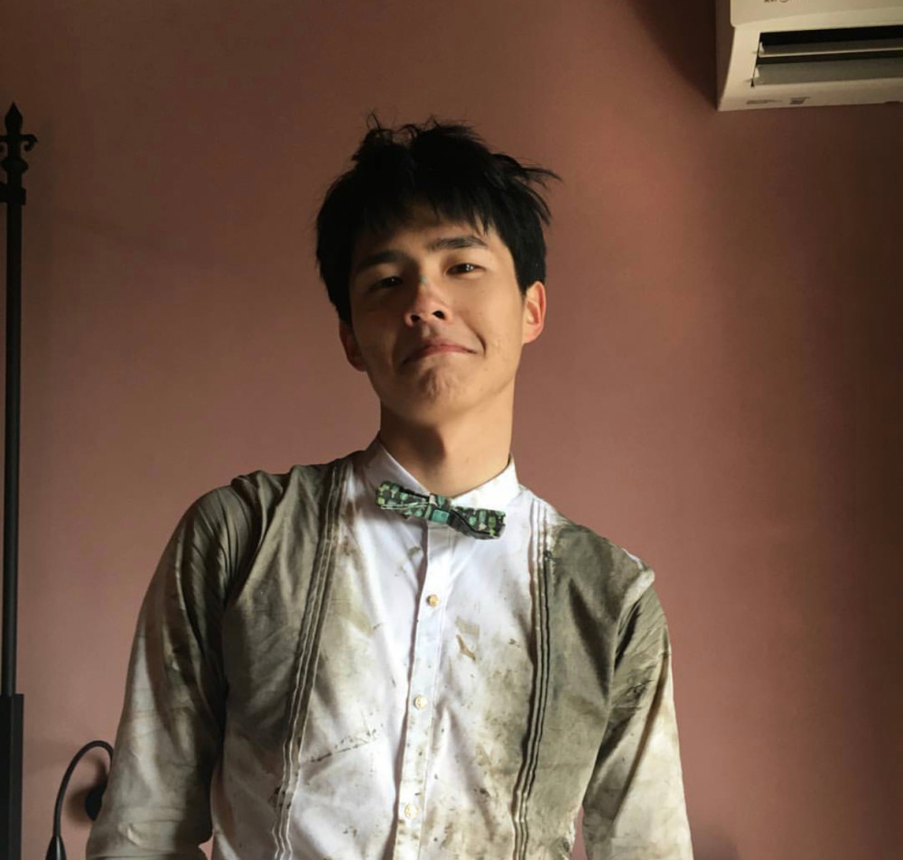 刘昊然自拍照片