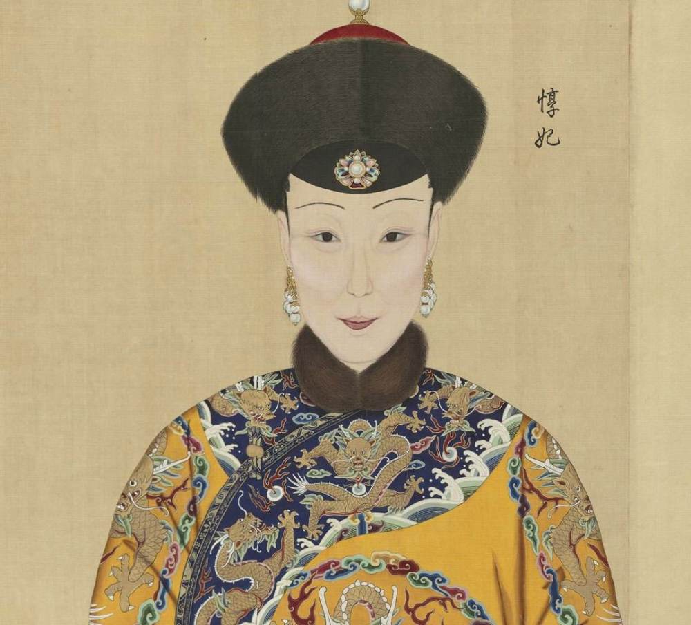 宫廷画家郎世宁,曾给乾隆的妃子们画像,他认为哪一个最好看?