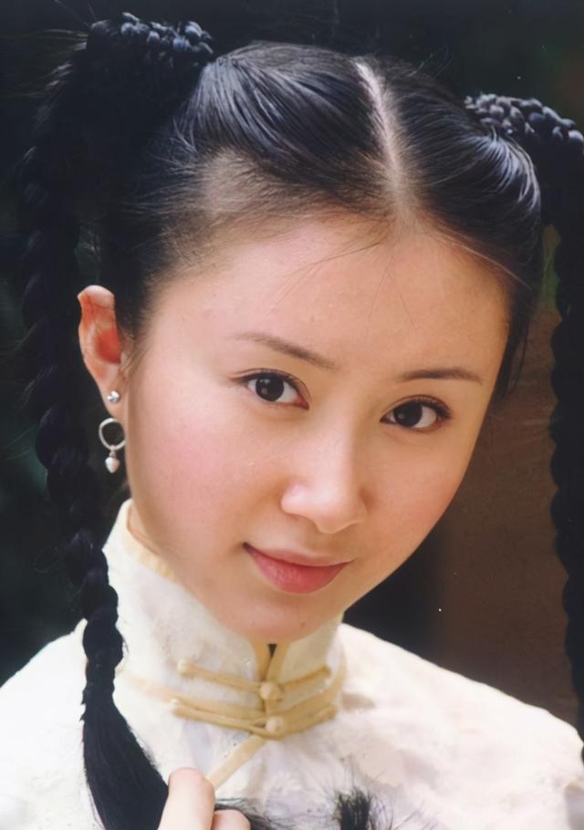 女明星舒畅,人如其名声如其名,她已33岁了,为何至今单身未婚