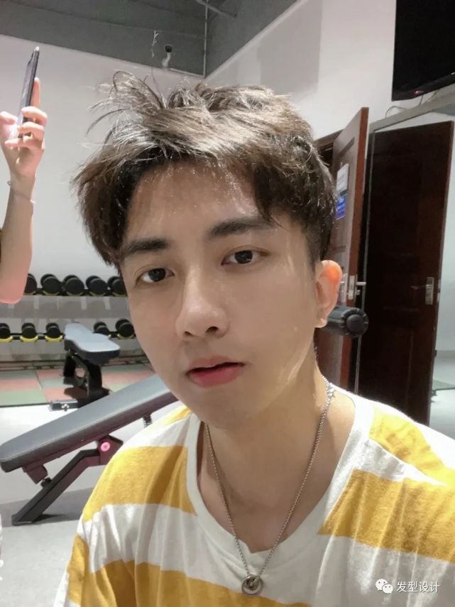 最新最时髦男士发型精选