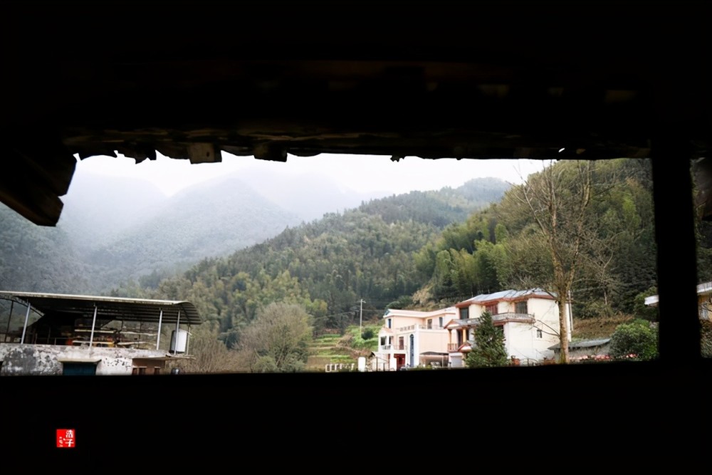 初春时节,大山深处,新宁县水庙镇新桥村风景