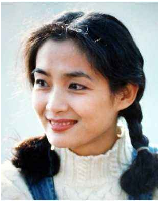 9年前,李婷独自抗癌9年后去世,在葬礼上哭晕的前夫现怎样了
