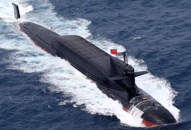大洋黑洞深不见底中国核潜艇如何在水下存数月