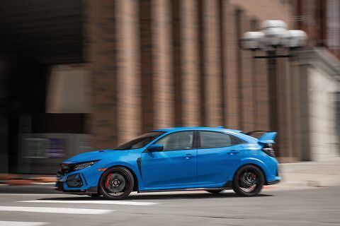思域typer2020款报价,思域typer2020款 2020年本田思域type r:不再是最快两厢小钢炮又如何?