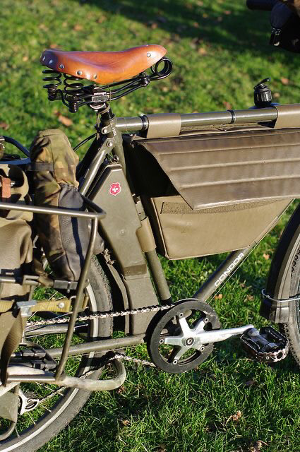 永久中立国的独立利器瑞士自行车部队
