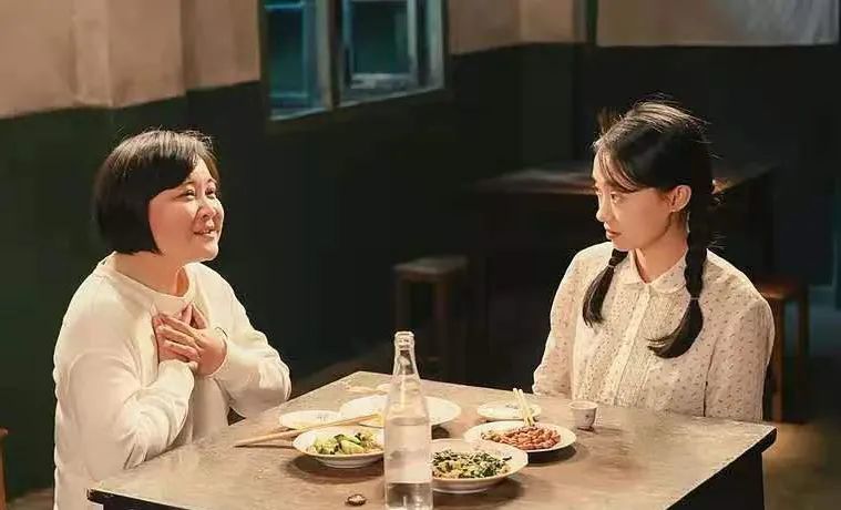 《你好,李焕英》:其实就是贾玲人生无法弥补的遗憾