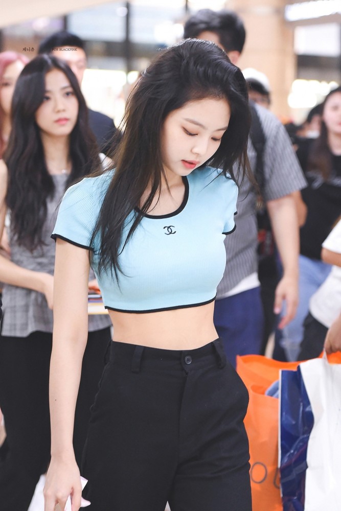 jennie金智妮夏天到了夏日私服照来了