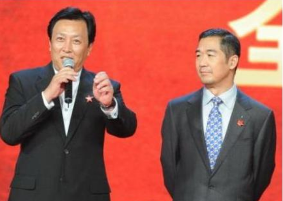 揭开唐国强前妻为何要女儿为她报仇之谜,原来你是这样