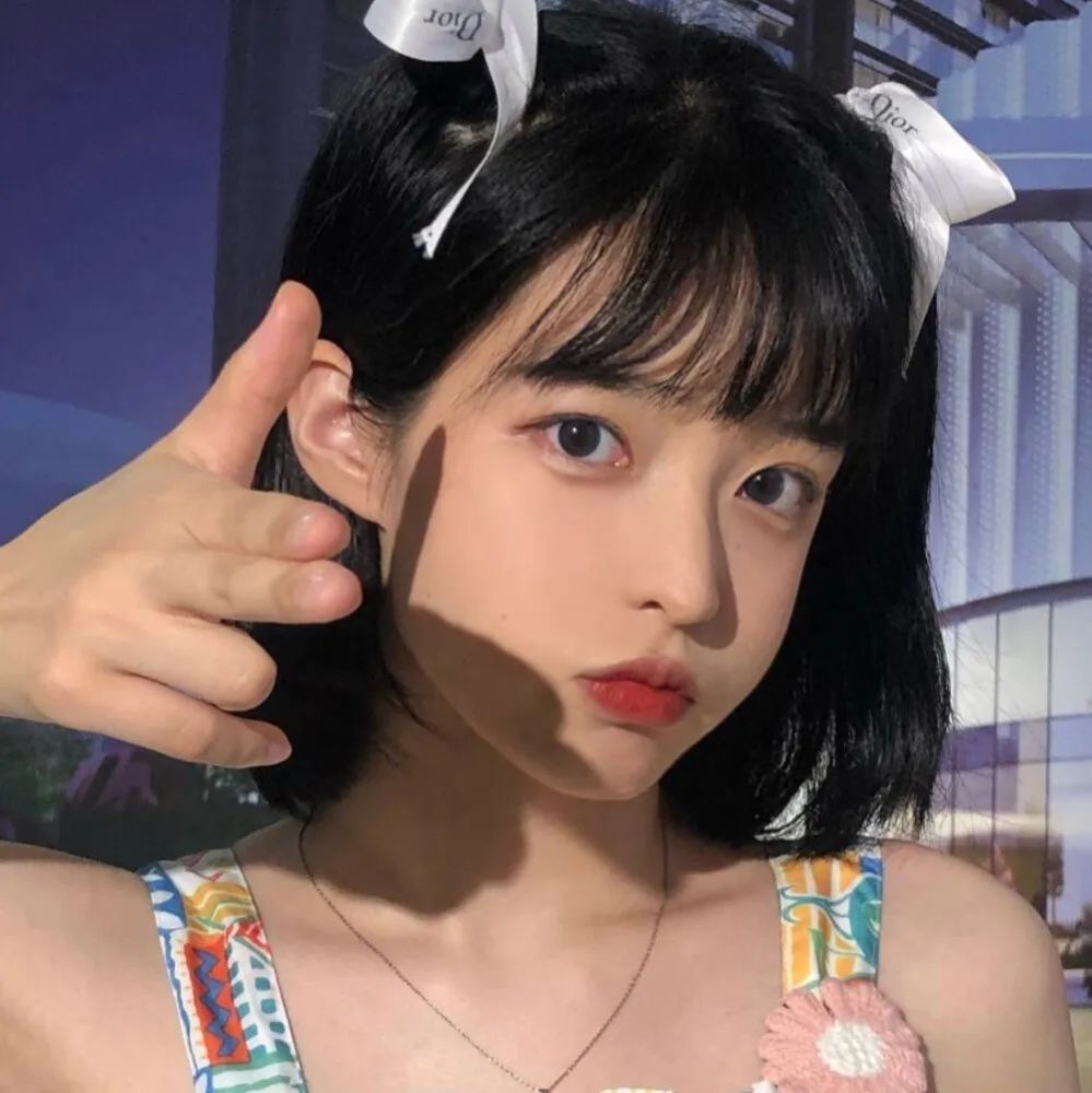 30精致无比的女生头像