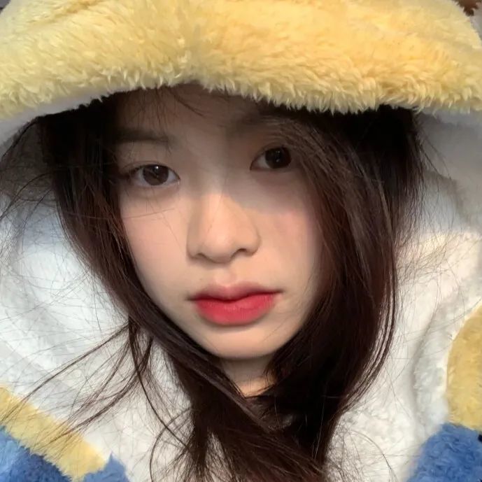 30精致无比的女生头像
