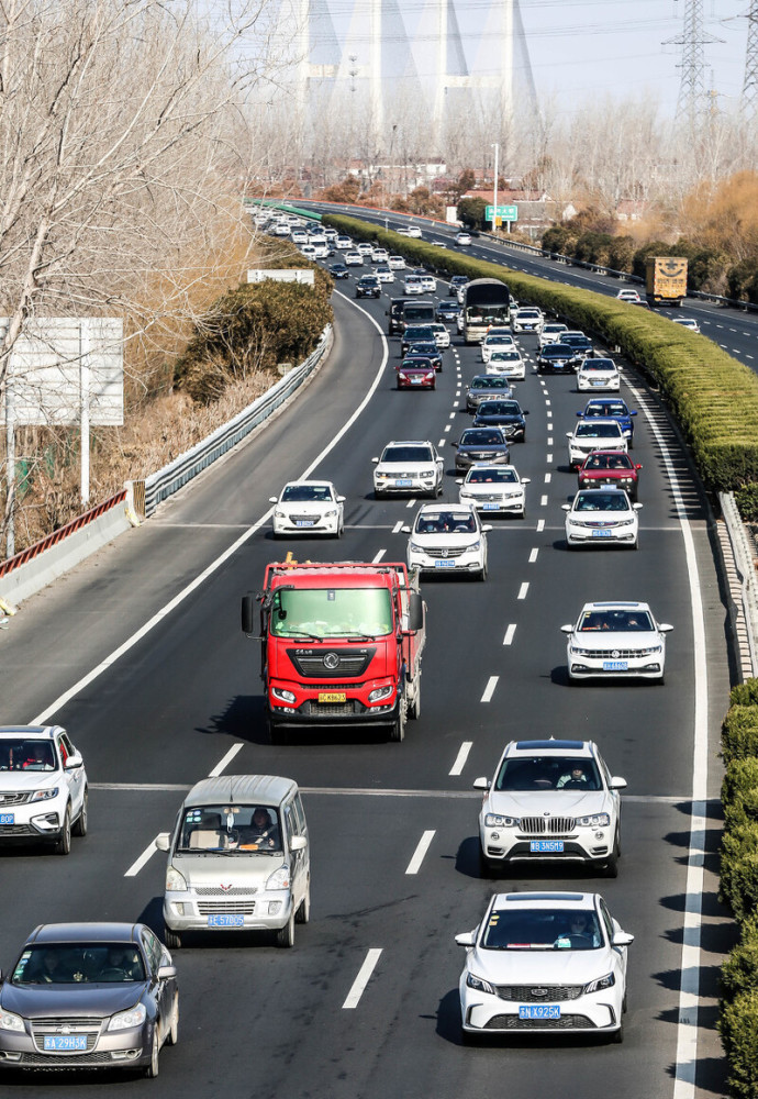 2021年春节假期结束,全国高速公路,迎来返程车流