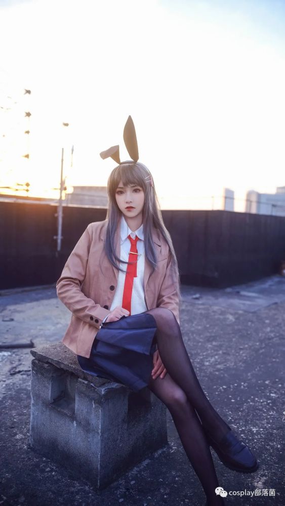 cos :兔女郎学姐樱岛麻衣cos正片@君珺