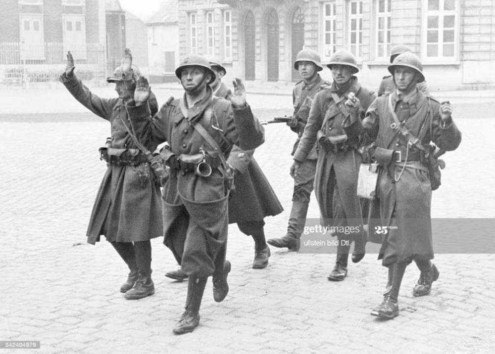 1940年法军步兵班装备情况,全班没有一支新武器,这阵容不输才是奇迹