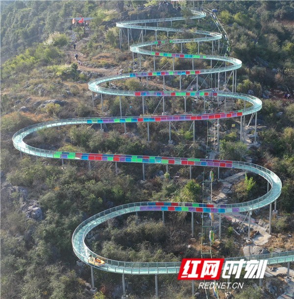 湖南道县:亲近自然 乐享假日