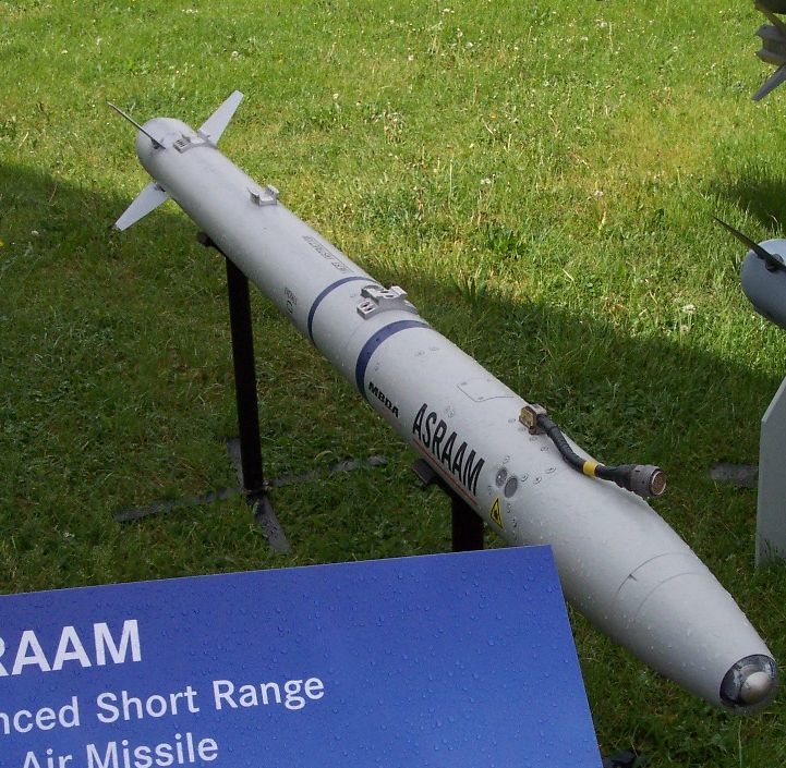 性能不错的"阿斯拉姆"空空导弹.