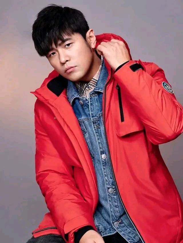 周杰伦=代言界的灾难!海澜之家才被林更新带火,又被周董搞砸了