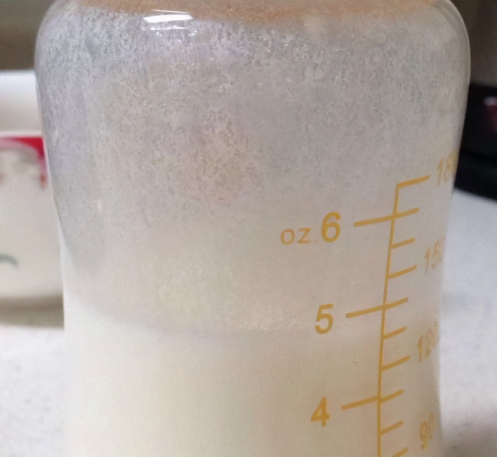 奶粉为什么会出现"挂壁"现象,奶粉挂壁有哪些原因,怎样解决?