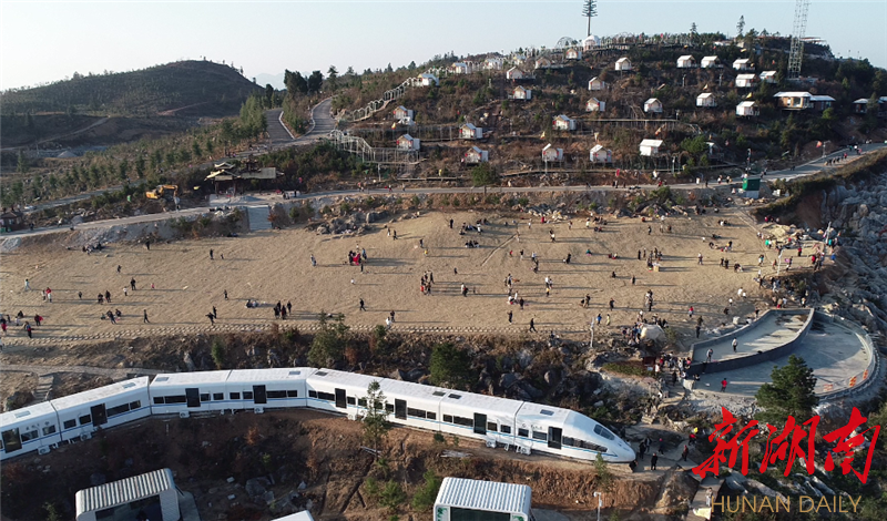 新年上班第一天:彭军到万马归朝景点调研修建和全域旅游工作