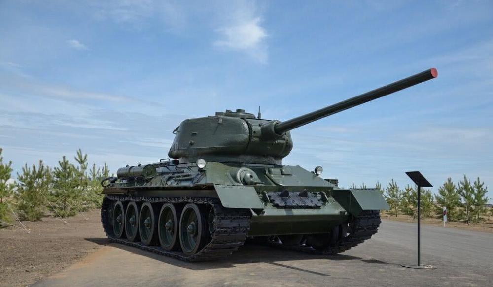 t34坦克——苏联装甲集群的铁拳.