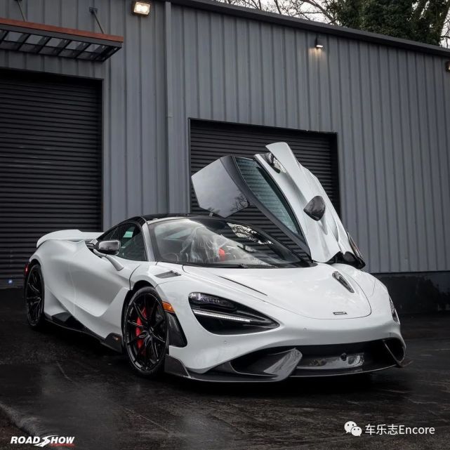 2021年迈凯伦mclaren 765lt,珍珠白带来的震撼美