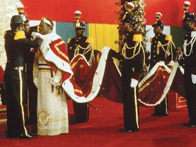 中非总统博卡萨,加冕礼邀请各国政要,结果只有两人到场