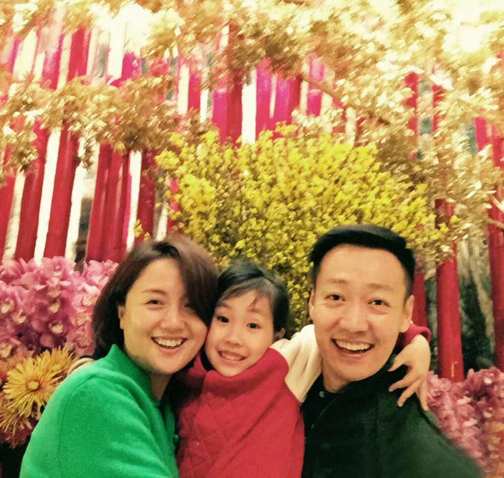 娶同班同学,"怕"了妻子26年,辛柏青被妻子"调教"成模范丈夫