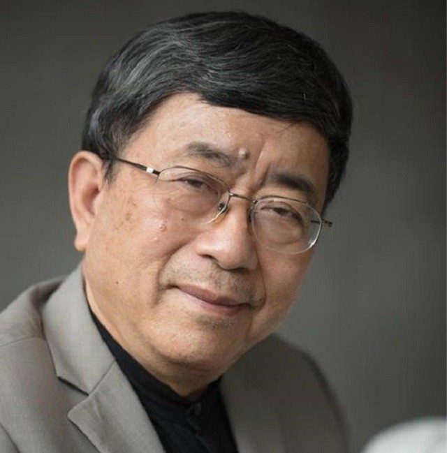 陈丹青:余秋雨尤其无耻,金庸:浙江人里还有鲁迅和余秋雨