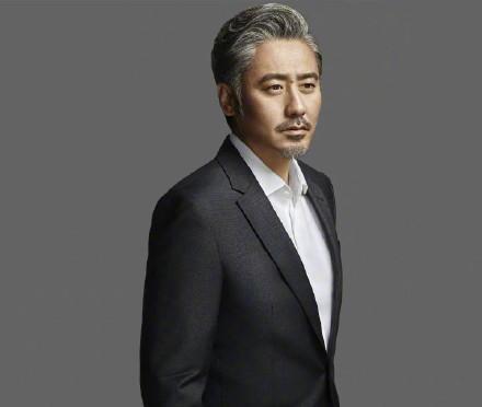 吴秀波被敲诈案宣判,称不再从事演员职业,网友:两人半斤八两