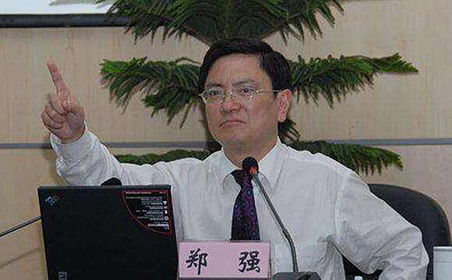 贵州大学校长郑强不务正业做演讲是哗众取宠还是特立独行