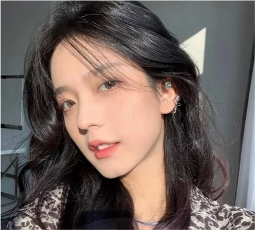 女生常见的几种脸型:方脸大气,圆脸幼态,鹅蛋脸堪称