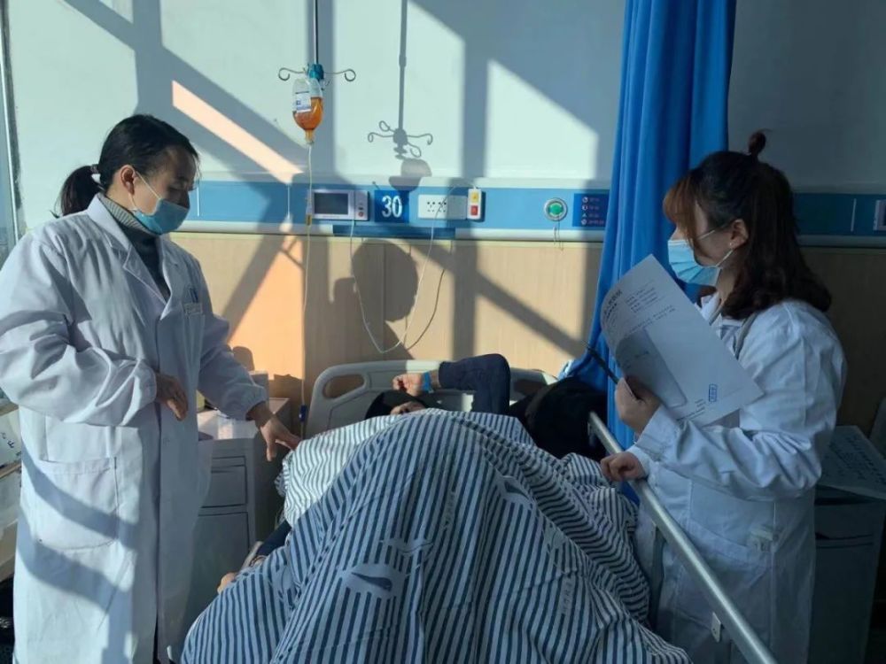 【牛】四例重症患者全部出院,我院肾内科诊疗水平再上