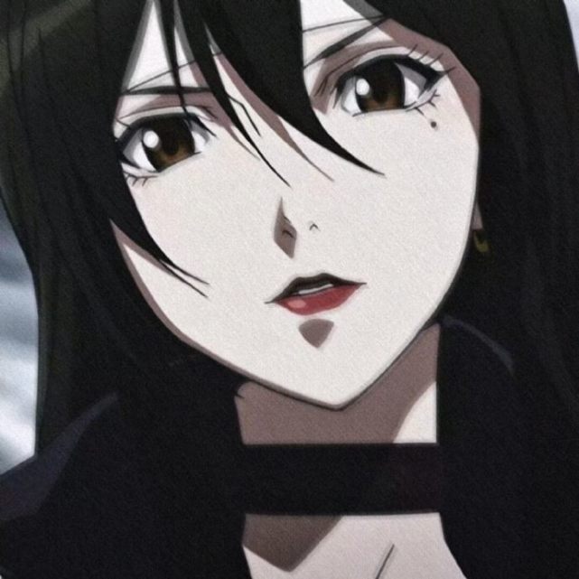 黑发泪痣的动漫女头