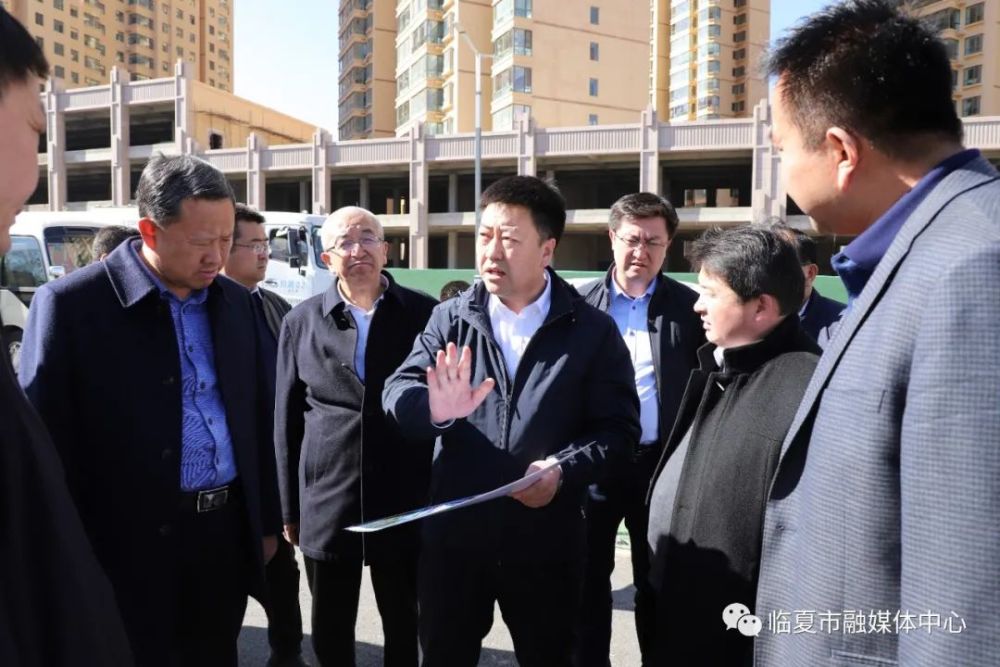 市上四大家主要领导调研棚户区改造项目工作