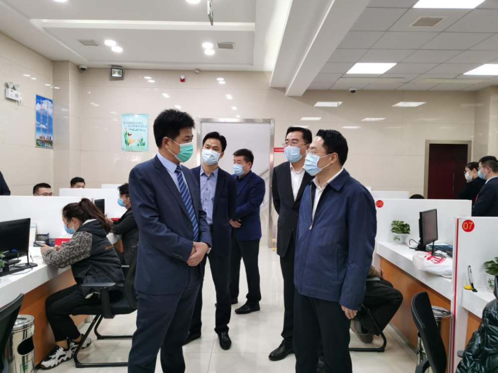 县委书记娄海同志莅临丰县民丰村镇银行调研工作