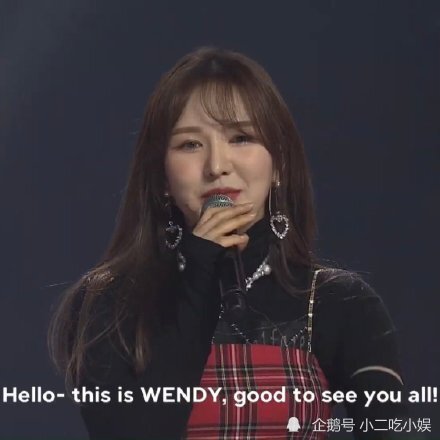 wendy wendy受伤一年后回归到组合中,当时的五人舞台wendy状态就被