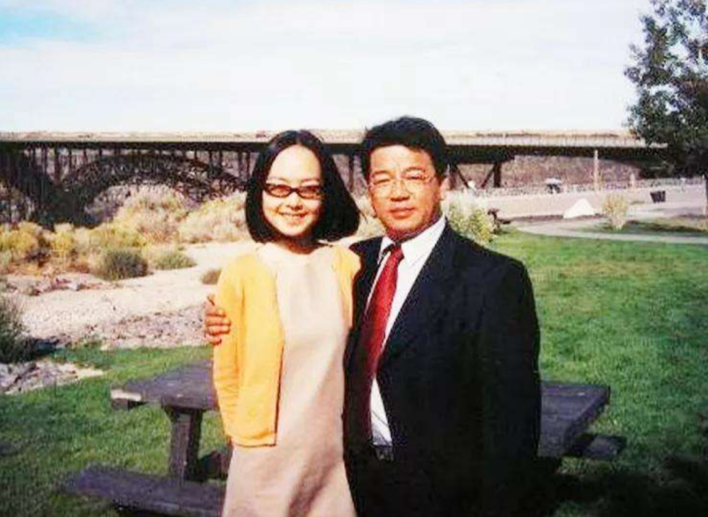 从央视名嘴到尬聊女王历经两段婚姻的鲁豫为何仍单身