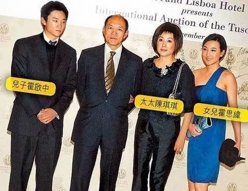 不过比起霍启刚常常见诸报端,引发网友热议,相比之下她的堂妹霍思纬才