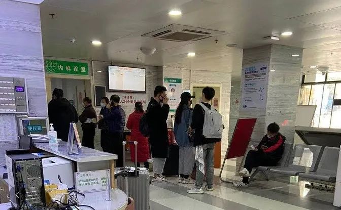 记者来到南昌市第九医院探访.