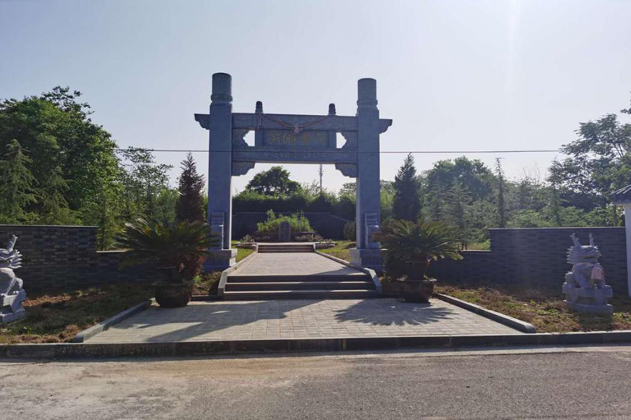 在禄口街道曹村社区的山阴村,这里的大部分村民都姓王,是书法家王羲之