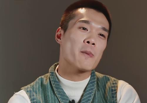 四对嘉宾海报出炉,只有金莎耿斯汉最特殊,一开始就注定了结局?