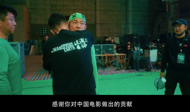 《人潮汹涌》,评分虚高.